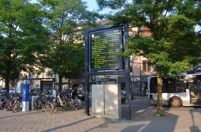 Bus timetable at turnhout
