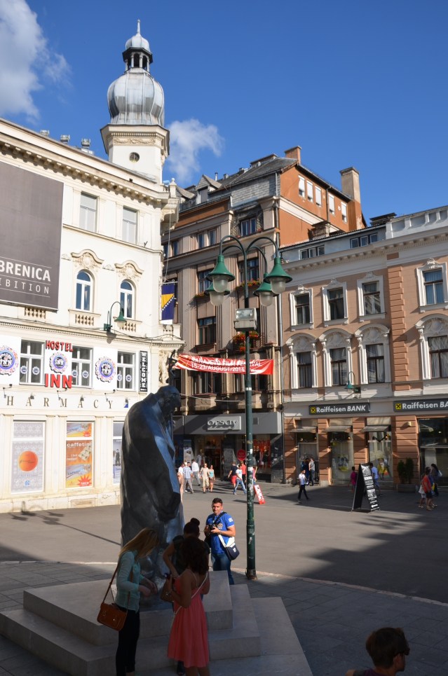 Statue in honor of Pope John Paul