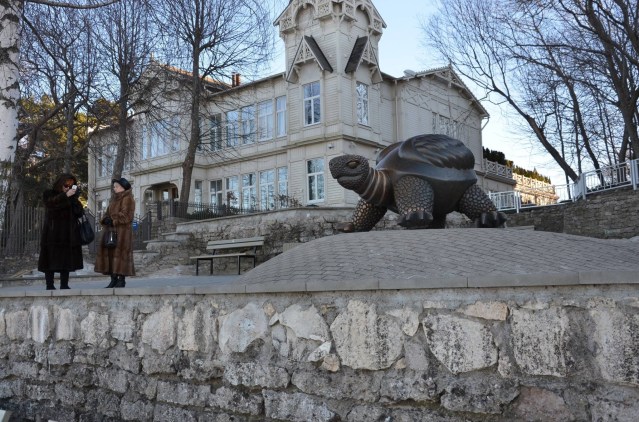 The turtle sculpture outside of Baltic Beach hotel