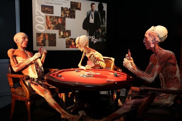 A trio playing poker (image courtesy of Body Worlds Amsterdam, copyright Carolien Sikkenk)