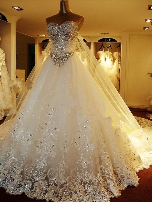 A Swarovski crystal wedding dress @Ca-bridal
